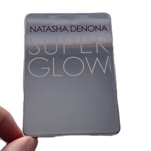 Natasha Denona Super Glow highlighter 02-Light Medium